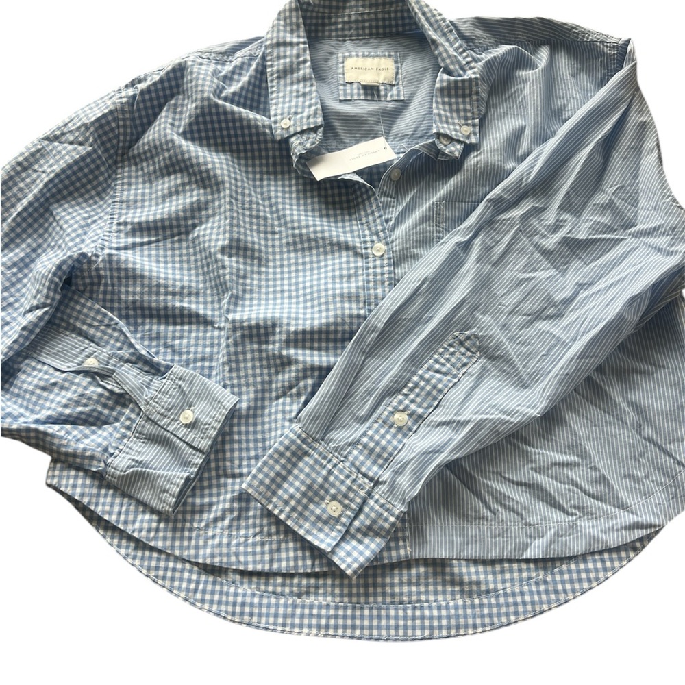 NWT American Eagle white and blue stripe square print button down shirt size M